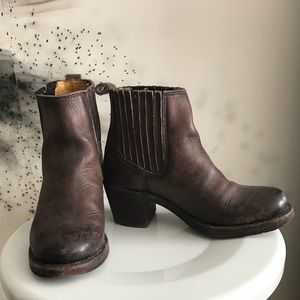 FRYE Brown Leather Chelsea Boots